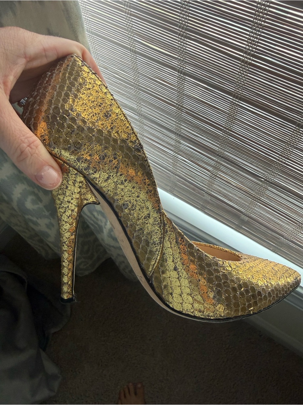 Jimmy Choo Gold Textured Pointed-Toe Pumps - Picture 10 of 11